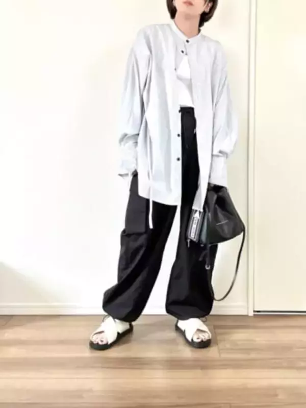 夏までヘビロテ確実です。SNSで話題【ユニクロ】早めにチェックしておきたい“高見えサンダル”