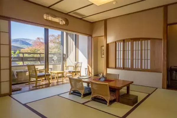 「雰囲気のいい旅館の風情と多彩なお風呂。草津温泉【湯宿 季の庭】で温泉気分を満喫」の画像