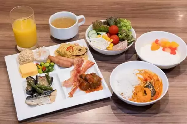 「「ロイヤルホスト」の朝食ビュッフェが食べられるのは全国6店舗だけ。【リッチモンドホテル横浜駅前】」の画像