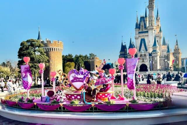 親子で楽しむ冬〜春ディズニー。東京ディズニーランド「ミニーのファンダーランド」見どころガイド