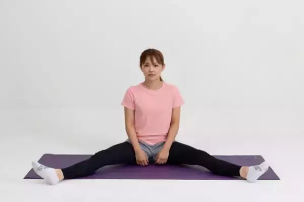 太もも外張り・下半身太りに悩む大人へ。１日３セット【骨盤まで整う】簡単“脚やせ”ストレッチ