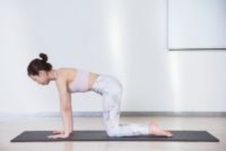 “くびれ迷子”の大人世代に。１日１セット【ぽっこりお腹がスッと軽くなる】簡単エクササイズ