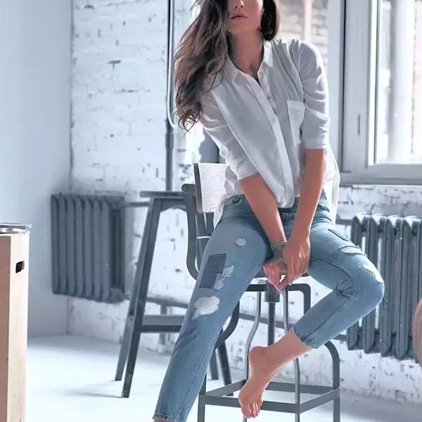 華奢見えする体に整えるなら。１日５回【腕肩周りの引き締めに効く】簡単習慣