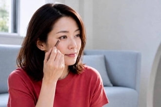 下まぶた、ぐるっと囲んでない？秋口のアイメイクは「黒目の外側だけ」にブラウンを