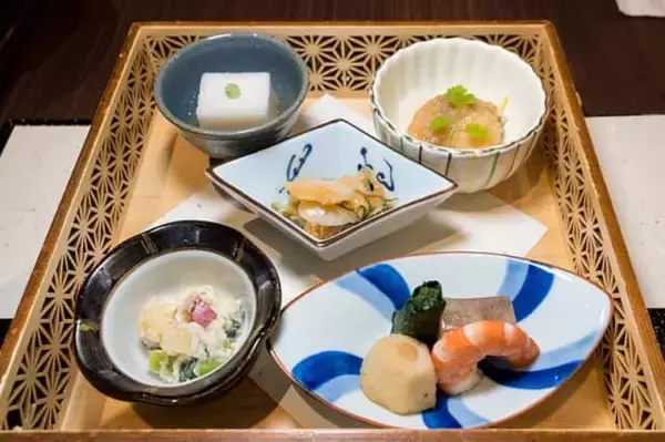 「上ネタのお寿司を好きなだけ食べられる。【ラビスタ函館ベイANNEX】のホテルディナーは北海道ならではの寿司会席が絶品」の画像