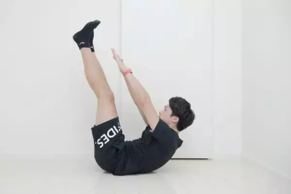 「大人世代のスタイルアップに。１日２セット【下腹＆下半身まとめて変わる】簡単エクササイズ」の画像