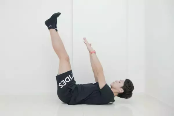 「大人世代のスタイルアップに。１日２セット【下腹＆下半身まとめて変わる】簡単エクササイズ」の画像