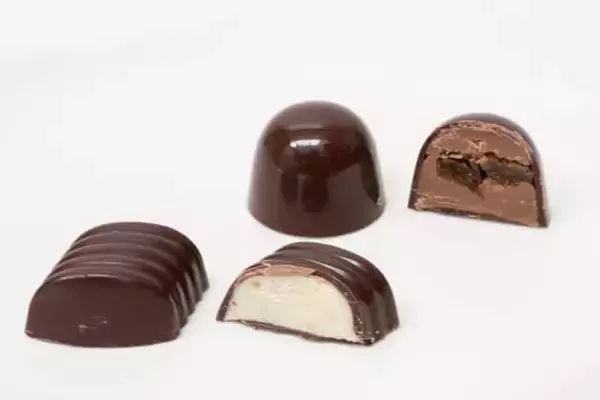 「バレンタインデーだからこそ、今年は背伸びして【京王プラザホテル】のチョコレートで大人の個性を楽しむ」の画像