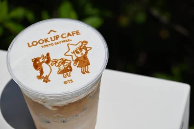 東京スカイツリー(R)の迫力満点スポット【LOOK UP CAFE TOKYO SKYTREE(R)】は寄り道にピッタリ