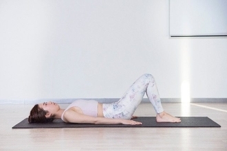 高い脂肪燃焼効果が魅力。１日１セット【お腹の凹ませ＆くびれ作りに効く】簡単習慣