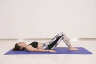 お腹ぽっこり卒業へ！１日30秒【腹筋×体幹を一気に鍛える】簡単エクササイズ