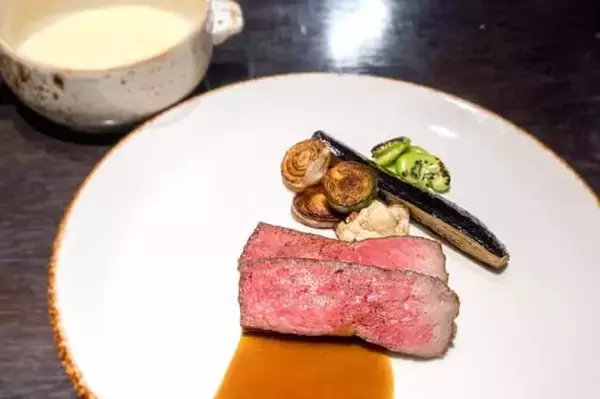 「【ハイアット セントリック 銀座 東京】その時々のコンセプトに沿ったエッセンスを採り入れる感動のディナー」の画像