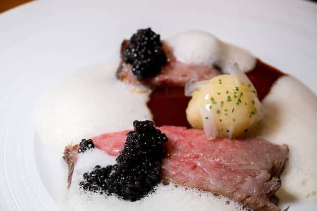 ミシュラン星付きレストランのシェフを招いた【ヒルトン東京】の限定ポップアップをレポート