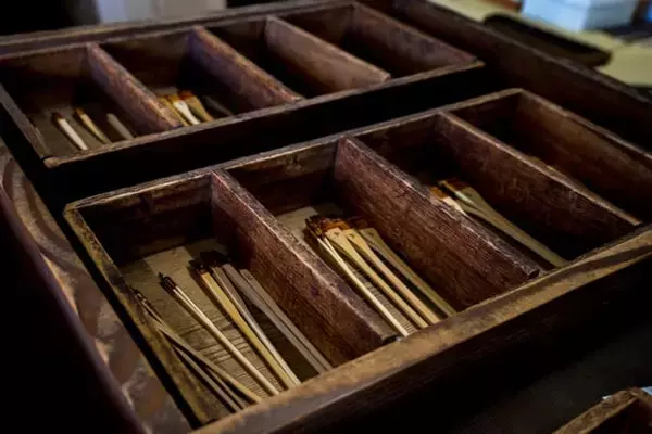 「200年続く京都の老舗。ホウキやタワシのお店【内藤商店】で“いいもの”を発見」の画像