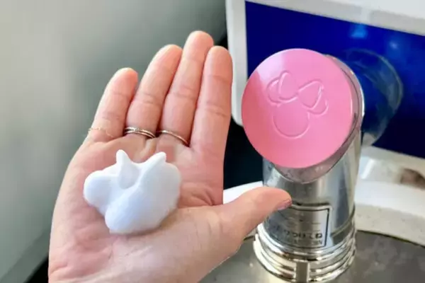 「【東京ディズニーランド】ミニーマウスが主役。「ミニーのファンダーランド」が開催中」の画像