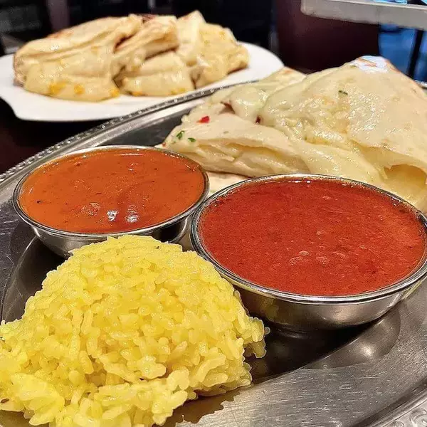 「開店前から行列する…！？並んでも食べたい魅惑のインドカレー4選」の画像