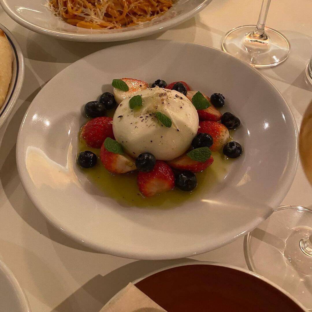 もちもち食感が癖になる！話題のブッラータチーズ4選《都内エリア》