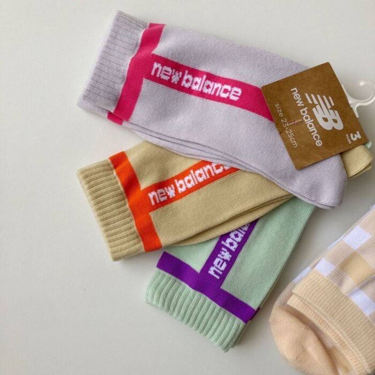 3足で935円 しまむら New Balance 即完売した神コラボが復活 22年8月2日 エキサイトニュース 3足で935円 しまむら New Balance 即完売した神コラボが復活 22年8月2日 エキサイトニュース