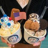 「透明感あるクリームソーダやカラフルロールアイスも！この夏行きたい、都内の映えアイス4選」の画像1