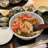 「きらきら輝く海鮮をお米と一緒に♡贅沢すぎる海鮮丼5選【東京】」の画像4