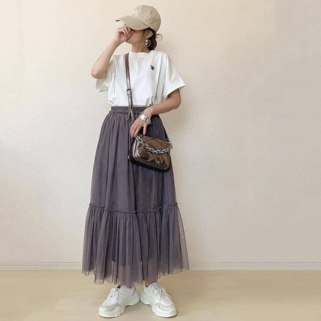 透け感×ボリューム感がポイント♡秋服を先取り【GU】“チュールティアードミディスカート”