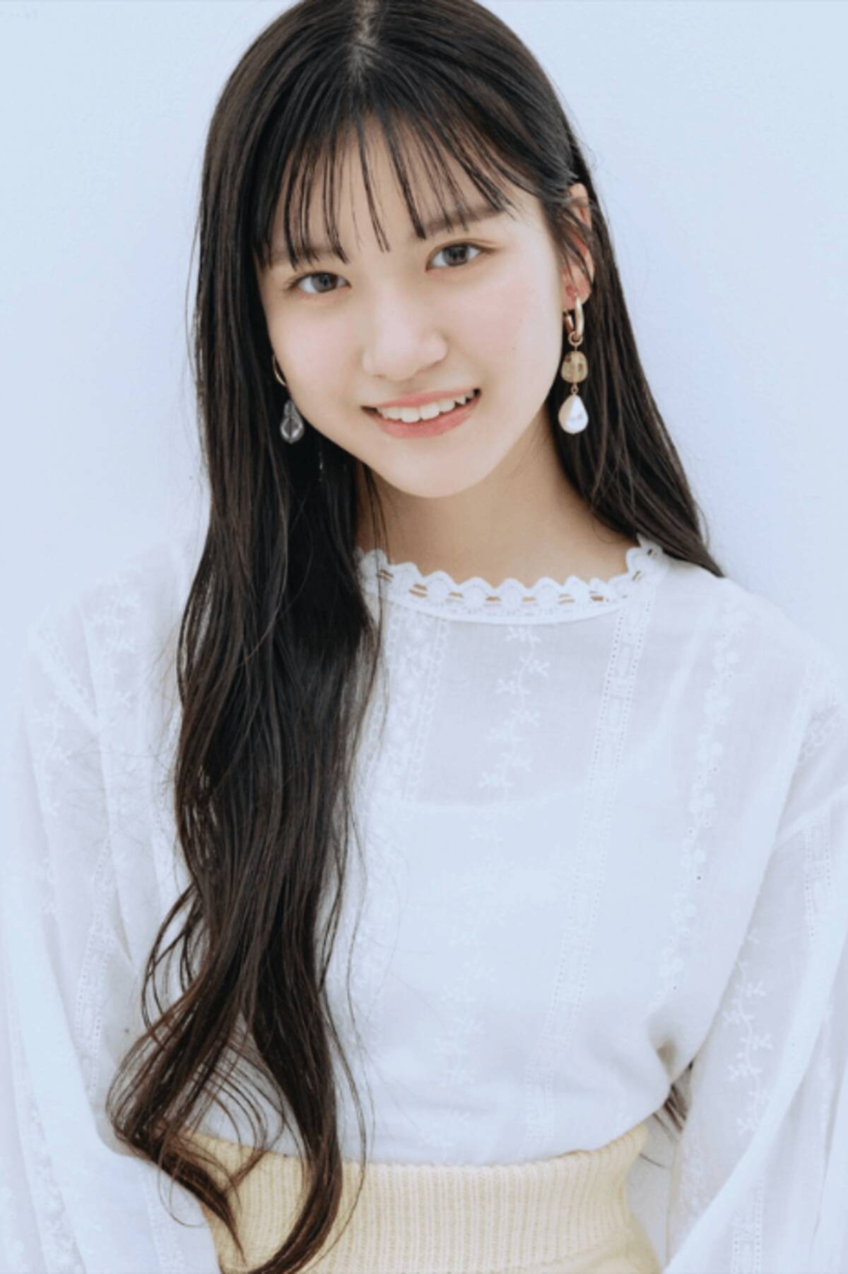 AKB48 完全レア下敷きだったか、クリアファイルだったか？ 荒