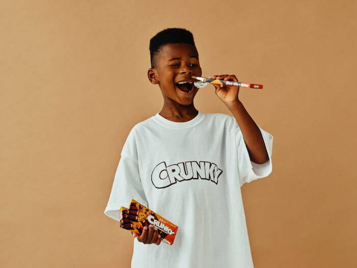【ビームス】スイカバー、モナ王、クランキーなど人気お菓子がアパレルや雑貨など全23アイテムが登場！