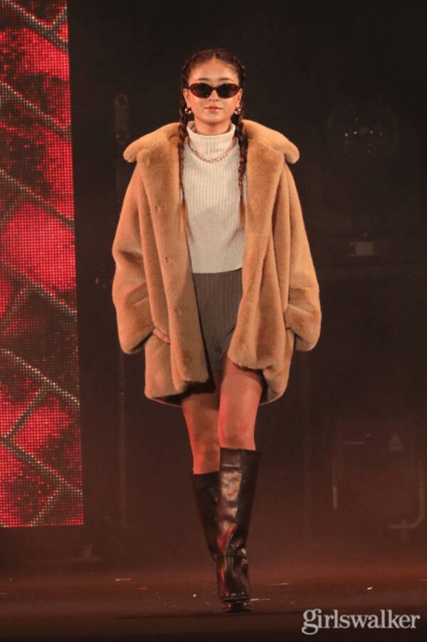 池田美優 ファッションショーで女子憧れの美脚を大胆披露 Tgc 21 Aw 21年9月4日 エキサイトニュース