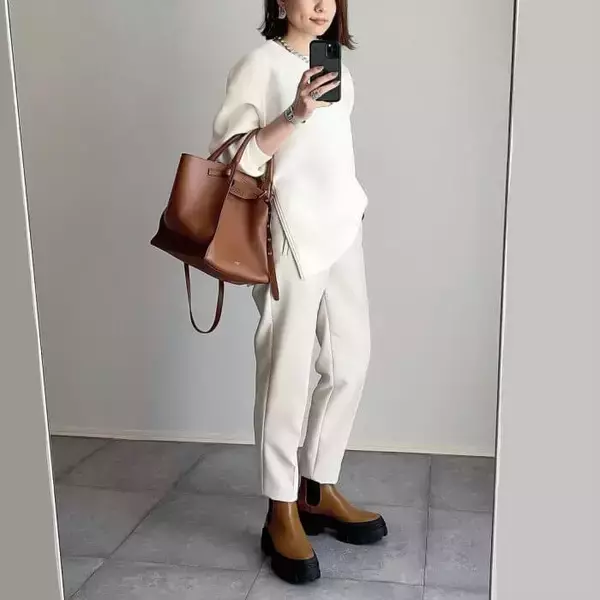 「見つけたら急げ！発売早々大人気の【ユニクロ×Theory】このクオリティーで2990円！？」の画像