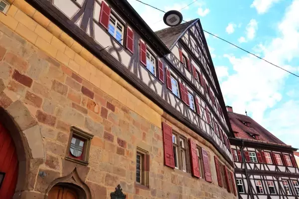 「ドイツらしさあふれる「木組みの町並み」を巡る旅　一度は訪れたい7つの町」の画像