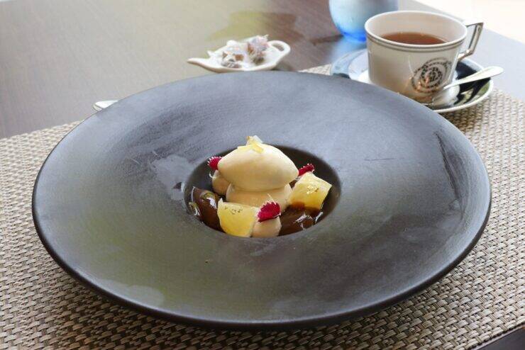 お茶を“食す”至福の体験「フレンチジャポネ～伊勢茶mirume～」｜ ストリングスホテル 名古屋 グラマシースイート