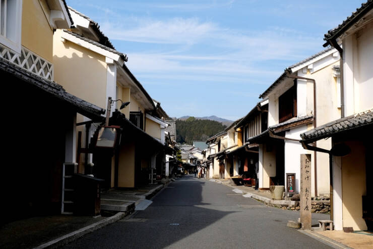 【愛媛】四国初の重要伝統的建造物群保存地区、内子の街並みが素晴らしすぎた