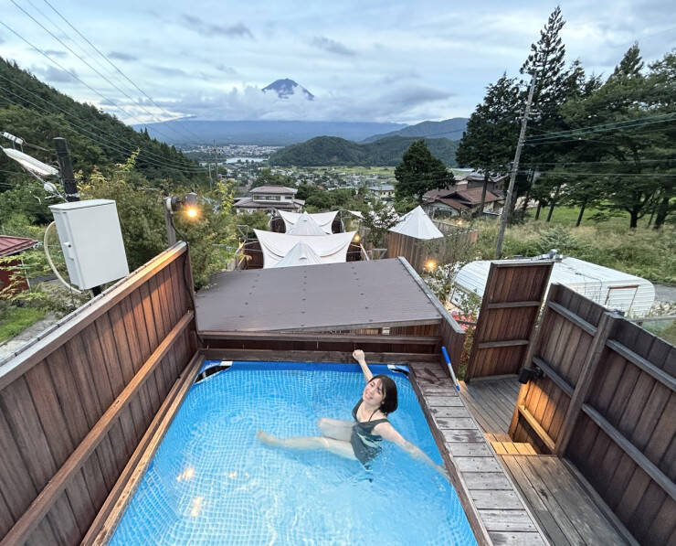 目の前に広がる富士絶景が楽しめる河口湖グランピング「Dot Glamping 富士山」