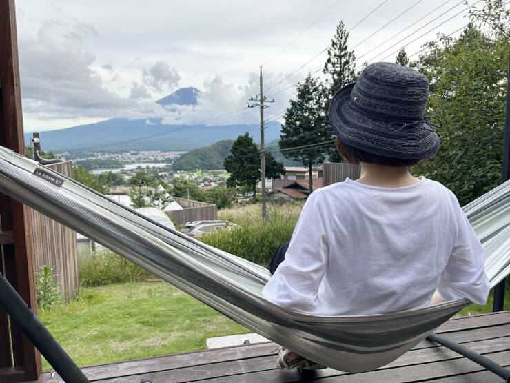 目の前に広がる富士絶景が楽しめる河口湖グランピング「Dot Glamping 富士山」