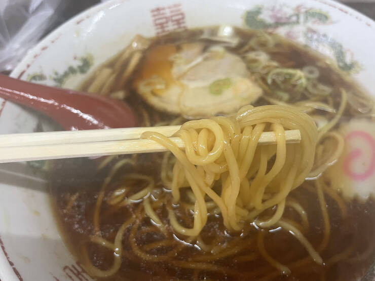 【日本麺紀行】醤油の旨みと香ばしさがクセになる郡山ブラックラーメンとは？ / 福島県郡山市の「枡はん 」