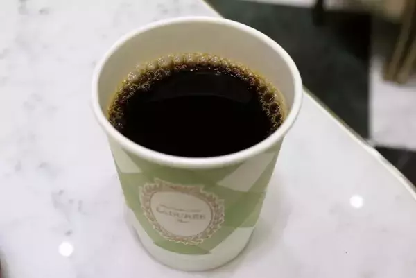 「ラデュレの新業態「カフェ・ラデュレ」の日本第一号店が名古屋ラシックにオープン」の画像