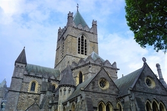 「トムとジェリー」にも会える！？アイルランド・ダブリン最古の教会クライストチャーチ