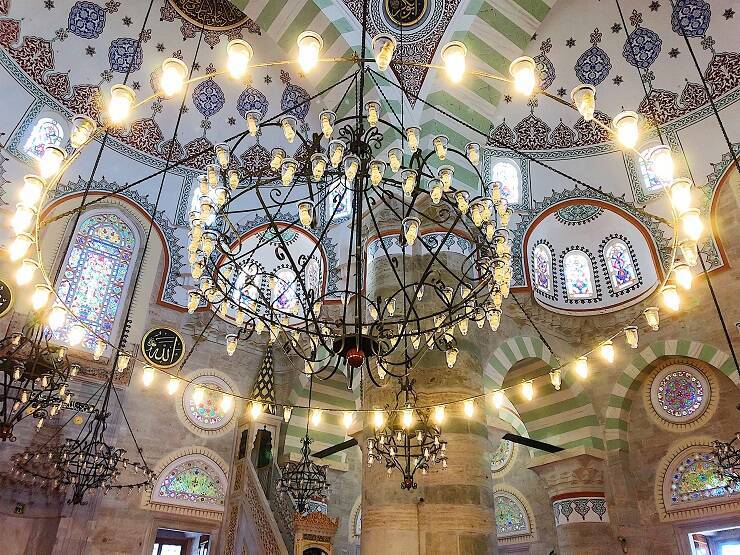 建築家の恋心が表れた皇女ミフリマー・スルタンのための2つのモスク / ミフリマー・スルタン・モスク（ユスキュダルとエディルネカプ）