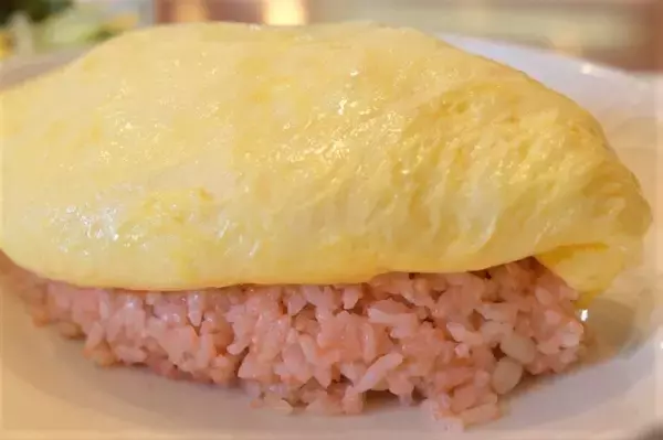 「明太子好きにはたまらない！福岡市中央区六本松の「五穀」で味わう絶品のふわとろ明太子オムライス」の画像