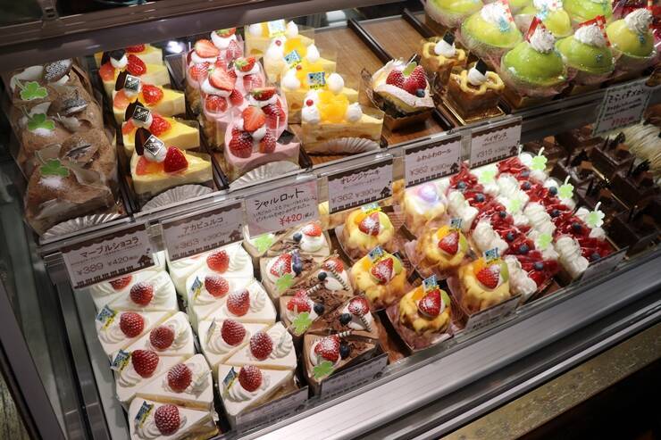 超絶コスパ！ 700円でドリンク＋約10種類のケーキモーニングを楽しめるお店 / 愛知県一宮市の「アルビノール」