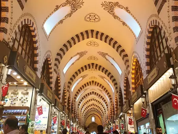 【トルコのお土産】スーパーやバザールでも手に入るナッツはトルコで絶対に買いたいお土産