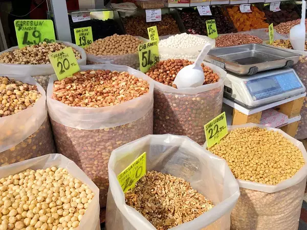 「【トルコのお土産】スーパーやバザールでも手に入るナッツはトルコで絶対に買いたいお土産」の画像