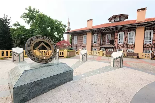 【世界の街角】世界遺産の古都トルコ・ブルサは、オスマン朝の伝統が息づく心地よい街