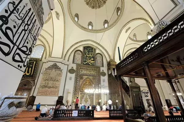 「【世界の街角】世界遺産の古都トルコ・ブルサは、オスマン朝の伝統が息づく心地よい街」の画像