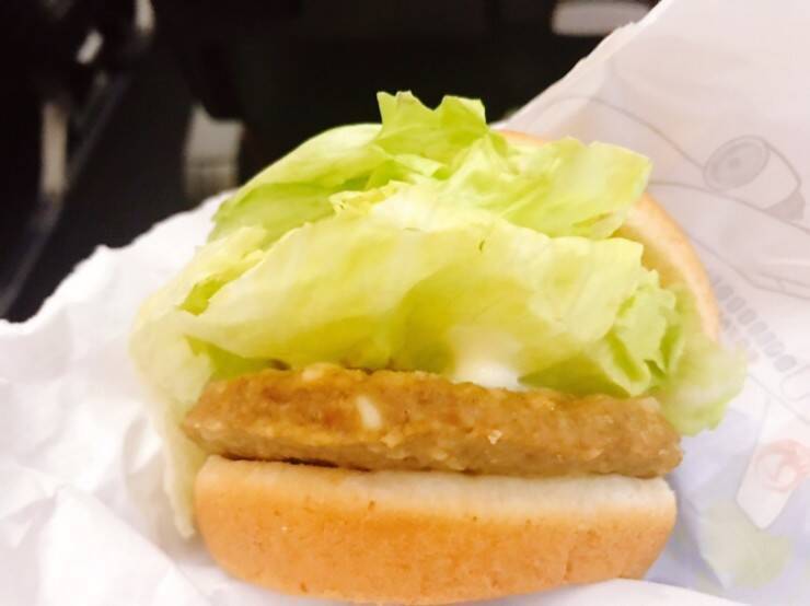 【世界の機内食】日本航空（JAL）成田–メルボルン便のエコノミークラスの機内食を食べてみた