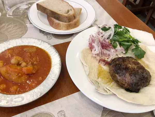 「トルコ・イスタンブールで伝統的なトルコ料理を味わえるお店「チヤ・ソフラス」」の画像