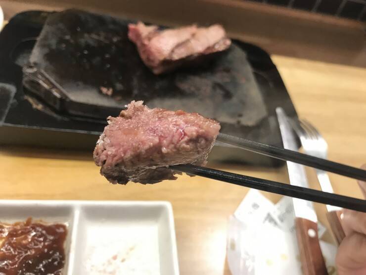 最高に安くて早くてウマイ！あの松屋が展開する世界に三鷹だけにしかない「ステーキ屋　松」とは？