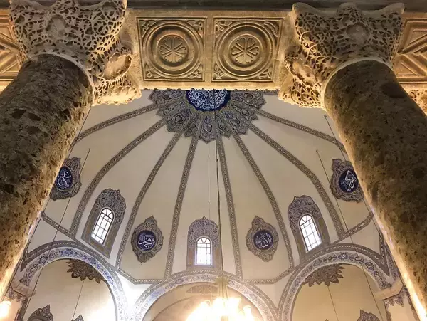 「トルコ・イスタンブール最古のビザンツ建築、ユスティニアヌス帝が聖人に捧げた教会「キュチュック・アヤソフィア」」の画像