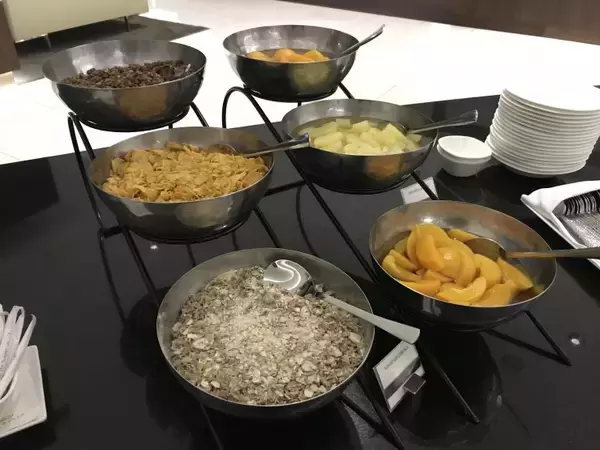 「【世界のラウンジ】UAE・アブダビ国際空港のエティハド航空ビジネスクラスラウンジとは？」の画像