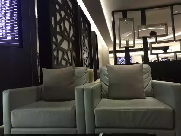 「【世界のラウンジ】UAE・アブダビ国際空港のエティハド航空ビジネスクラスラウンジとは？」の画像